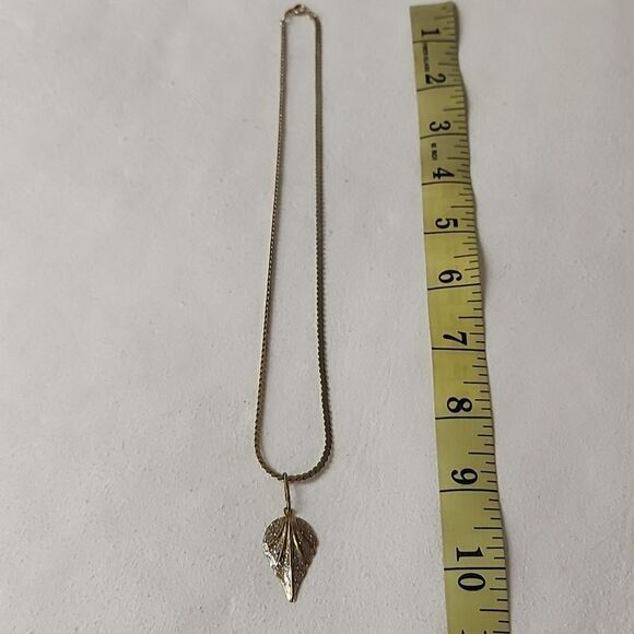 VINTAGE necklaces Assorted styles - Picture 5 of 12